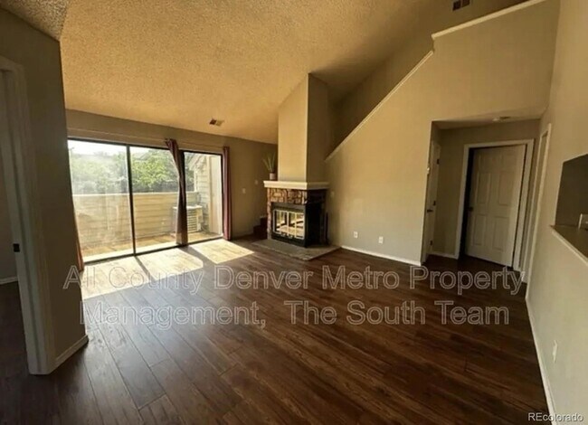 Foto del edificio - 7379 S Gore Range Rd