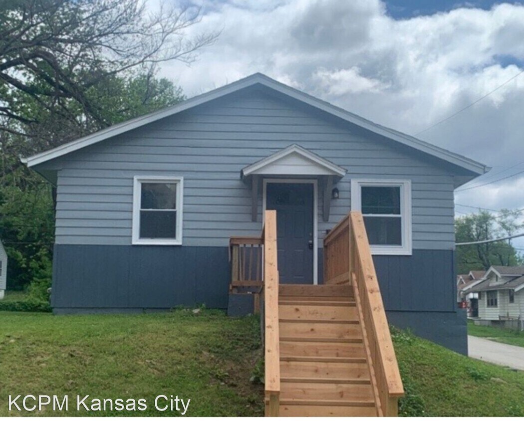 Foto principal - 2 br, 1 bath House - 2747 Quincy Ave