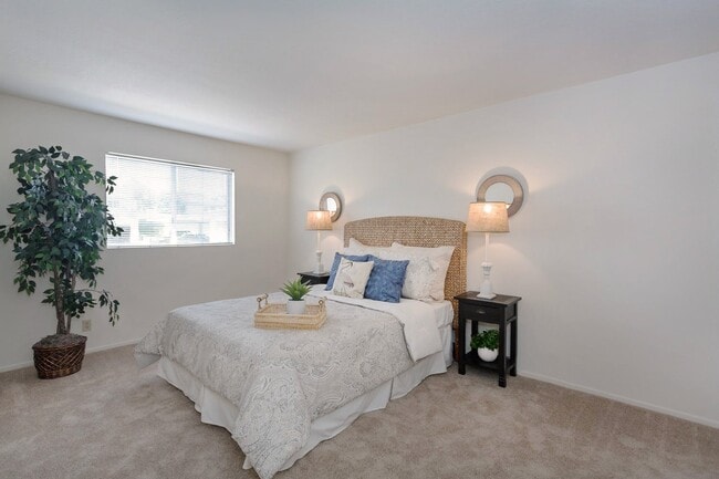 Building Photo - Seawind Seniors Apartments