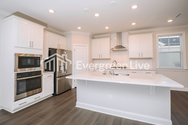 Building Photo - 2916 Ocean Sunrise Dr