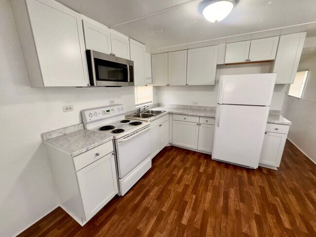 Building Photo - 1117 S Christiana Ave