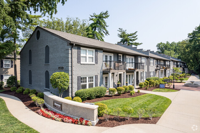 Foto del edificio - The Avenue in the Highlands