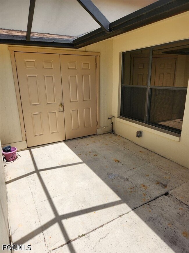 Building Photo - 6160 Principia Dr