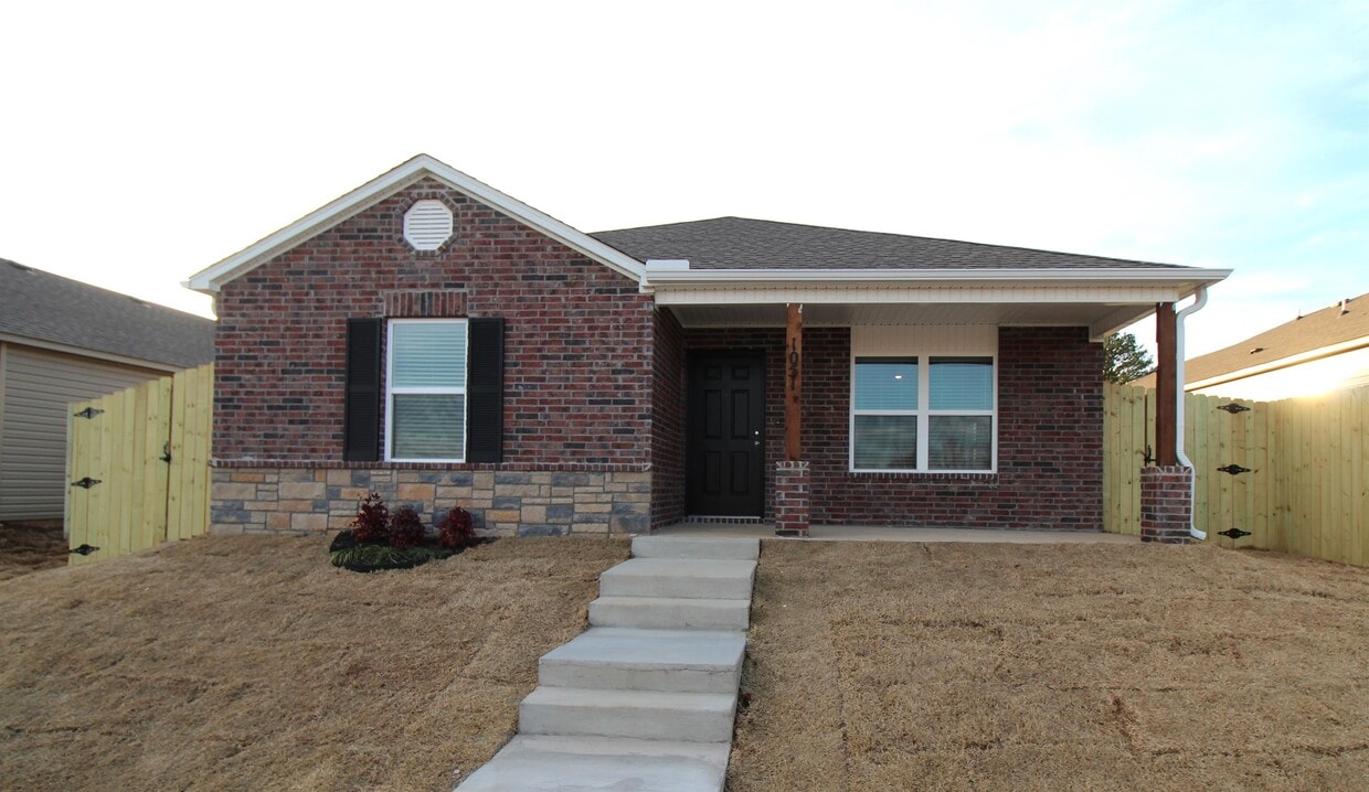 Photo - 1051 S Nighthawk Ln (Fayetteville, AR)