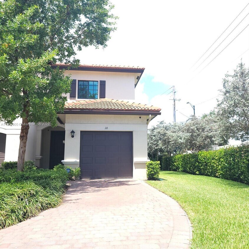 4204 N Dixie Hwy, Oakland Park, FL 33334 Townhome Rentals in Oakland