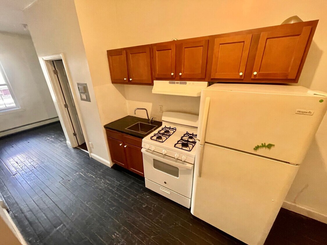 Foto principal - 727-737 HALLET ST