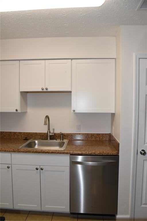 Foto del edificio - 3111 W Horatio St