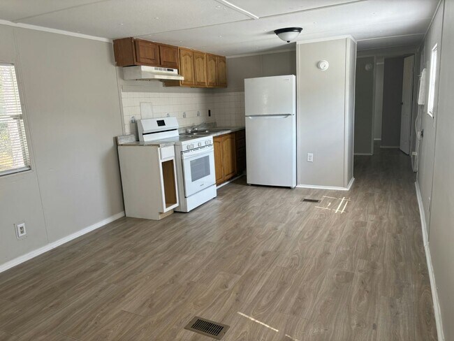 Foto del edificio - 10166 103rd St