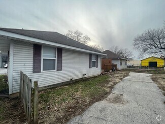 Building Photo - 1716 N Ozark Ave