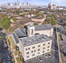 Building Photo - 4411 Dallas St