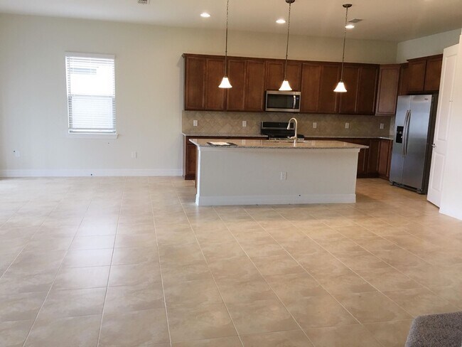 Foto del edificio - Dr Phillips area 4 bed 3 1/2 bath home