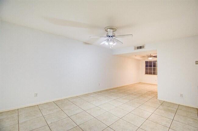 Building Photo - 1433 Cedar Post Ln