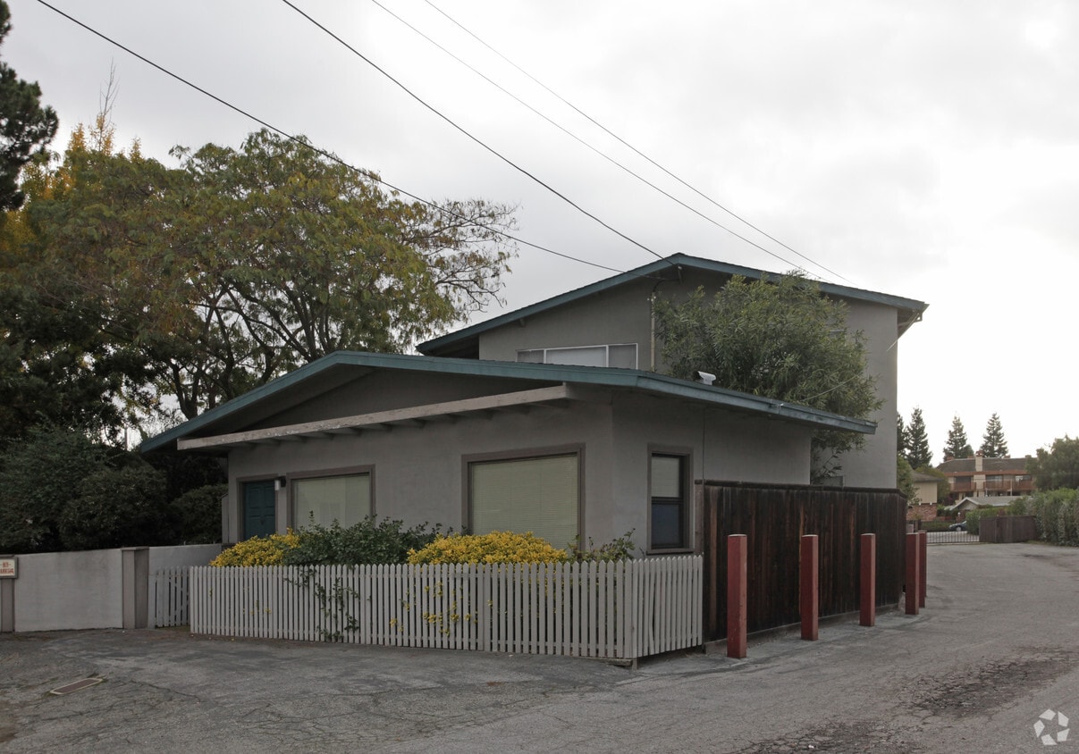 Building Photo - 4129 El Camino Real