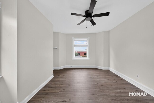 Foto del edificio - 4826 Section Ave
