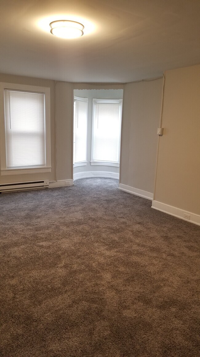 Living Room - 235 Beech St