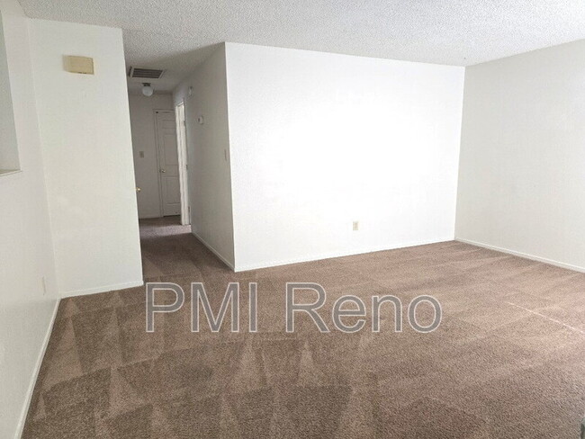 Building Photo - 6745 Peppermint Dr
