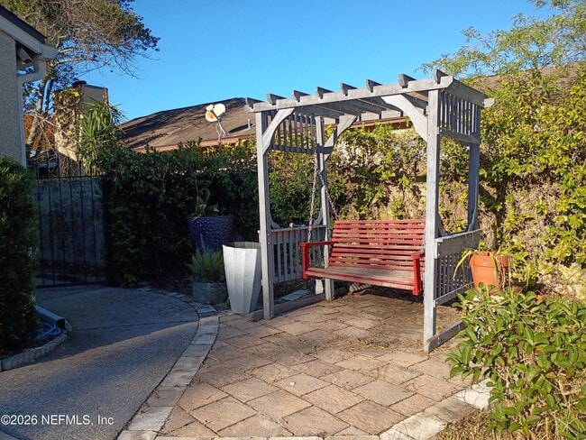 Foto del edificio - 5561 Mariners Cove Dr