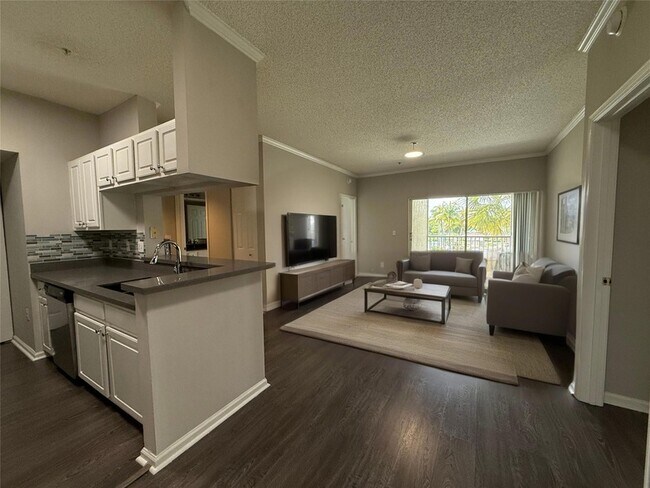 Foto del edificio - 11745 W Atlantic Blvd