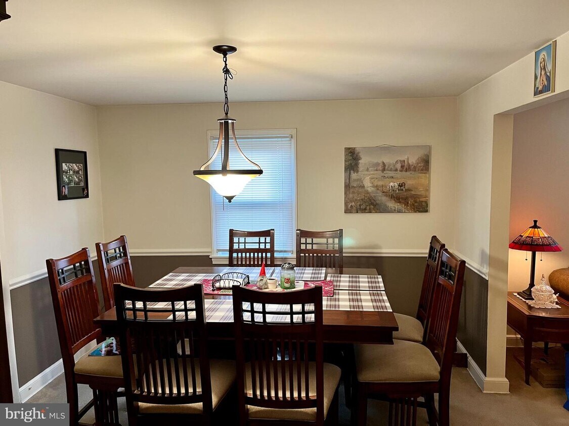 Foto principal - 410 Goodley Rd