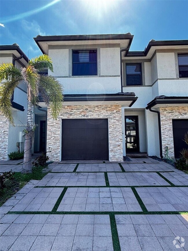 Building Photo - 15860 NW 91st Ct
