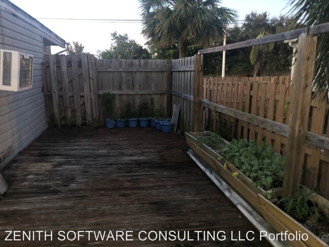 Foto del edificio - 10416 SW Sandalfoot Blvd