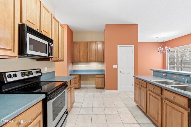 Building Photo - 4093 Lonicera Loop