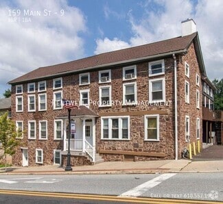 Building Photo - 159 Main St