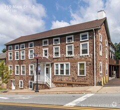 Building Photo - 159 Main St