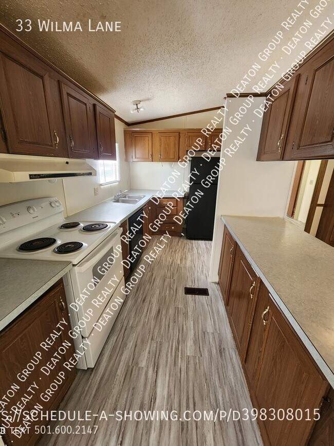 Building Photo - 33 Wilma Ln