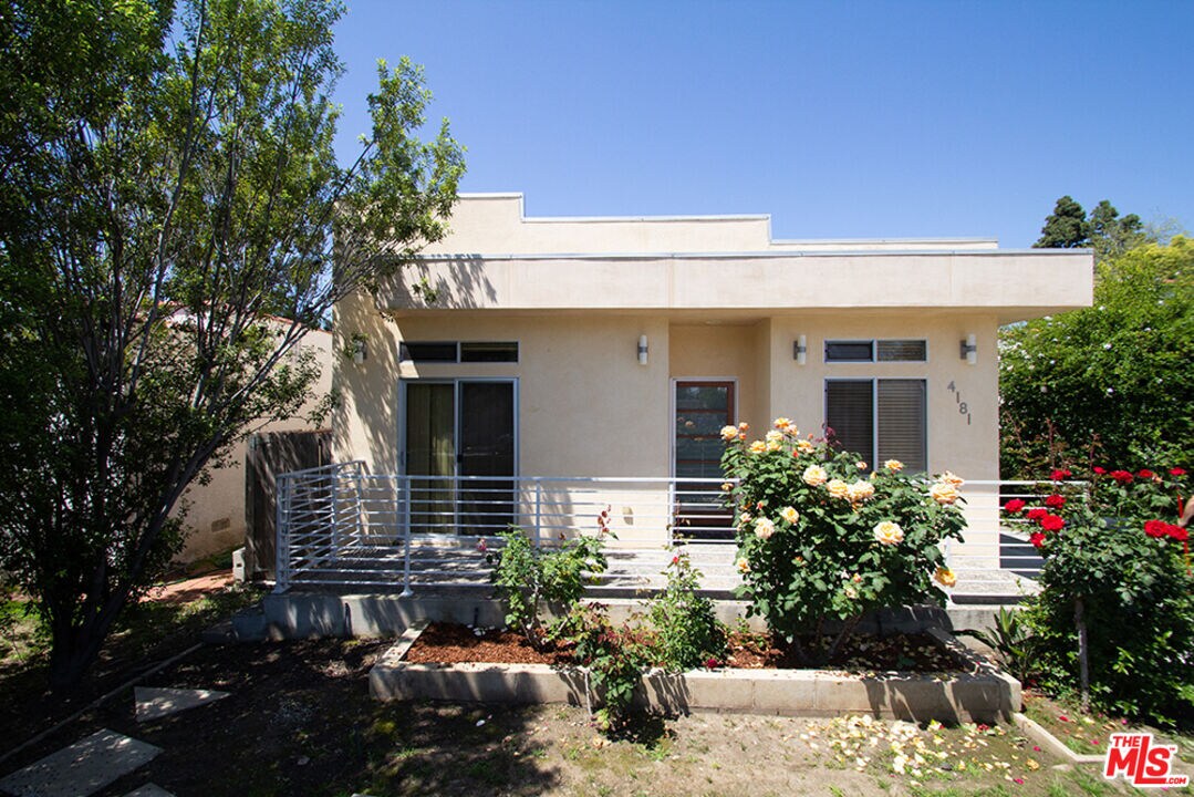 Foto principal - 4181 McConnell Blvd