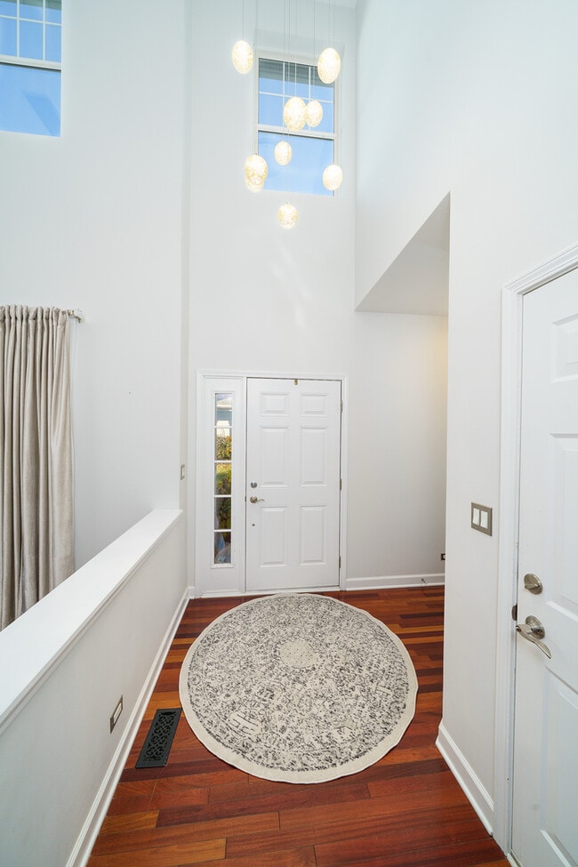 Foto del edificio - 2930 Glacier Way