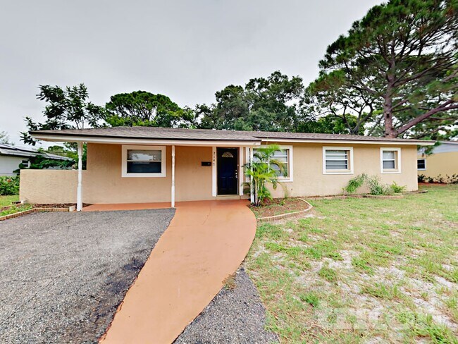 Building Photo - 2147 66th Ave S