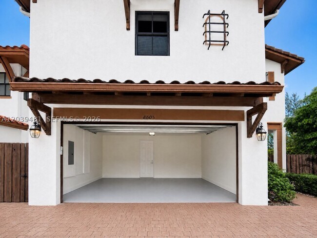 Foto del edificio - 8605 NW 102nd Ct