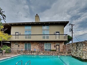 Building Photo - 2907 Shelby Ave