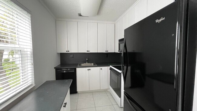 Building Photo - 268 Piedmont F