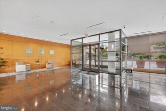 Building Photo - 2001 15th St N Building Photo - 2001 15th St N