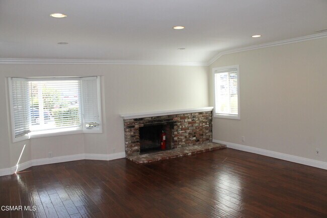Building Photo - 3297 Lanier Pl