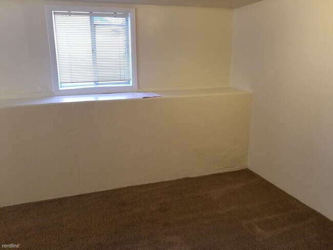 Building Photo - 1 br, 1 bath House - 278 N 10th St