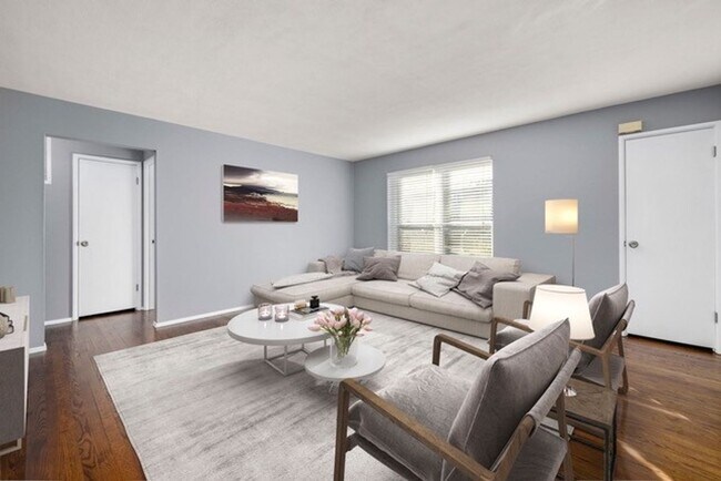 Foto del edificio - 2 Bedroom, 1 Bath Apartment