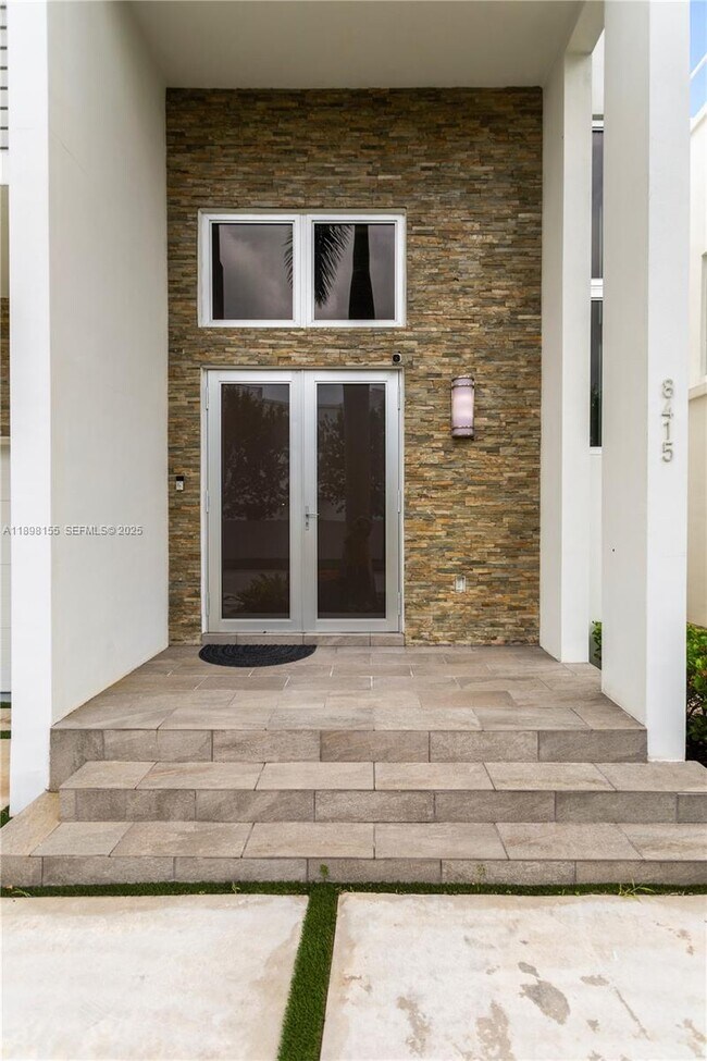 Foto del edificio - 8415 NW 34th St