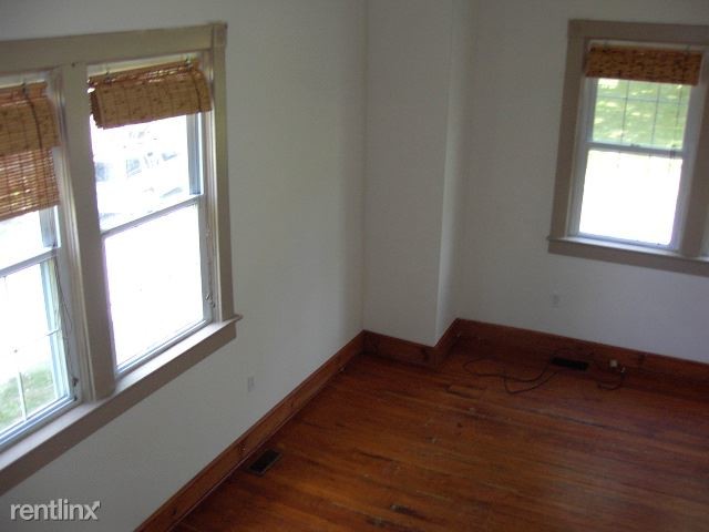 Building Photo - 11043 Cliff Mills Rd