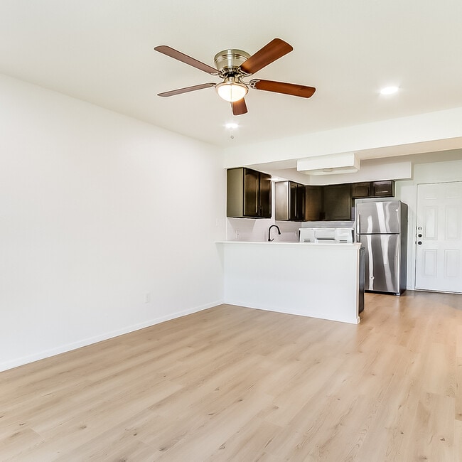 Foto del edificio - 408 Noble Ave