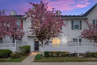 Building Photo - 22241 Atlantic Pointe