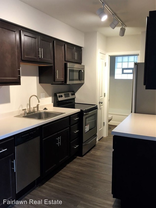 Primary Photo - 1 br, 1 bath Apartment - 1402 Grandview Dr