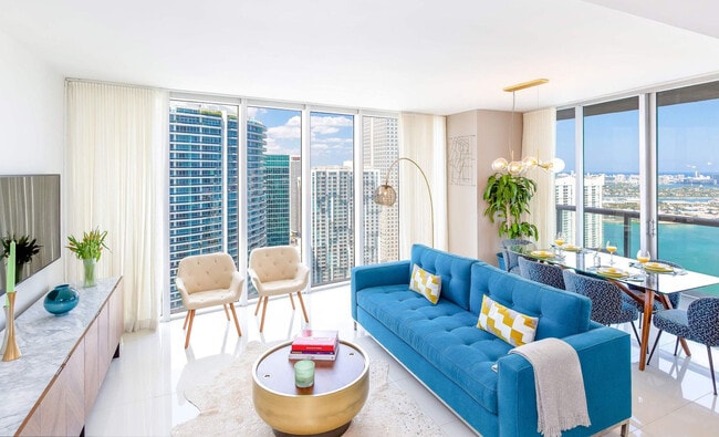 Building Photo - 485 Brickell Ave