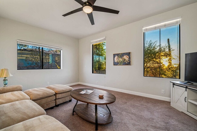 Building Photo - 5190 W Pso Del Barranco