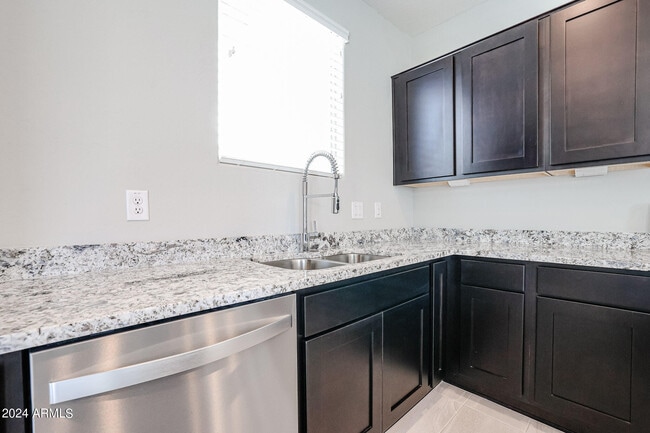 Building Photo - 8963 W Luke Ave