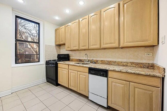 Building Photo - 7901 4th Ave