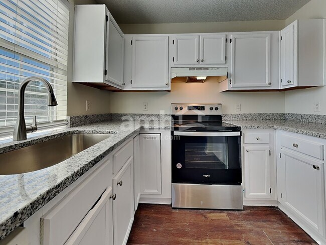 Foto del edificio - 3104 Wythe Ct