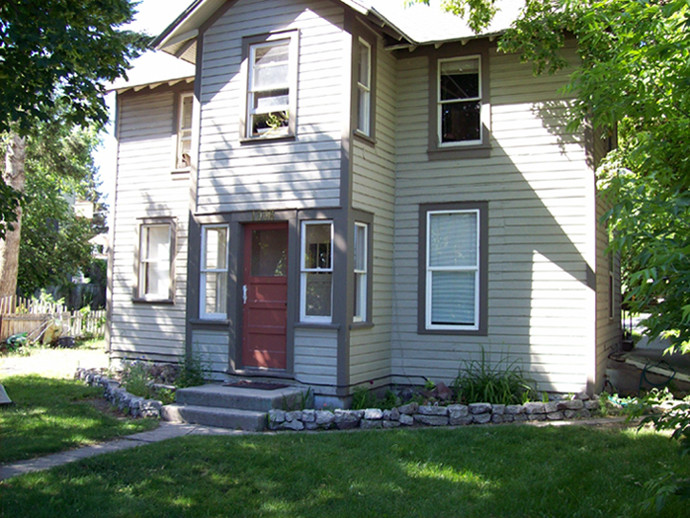 Building Photo - 1006 W Pine St